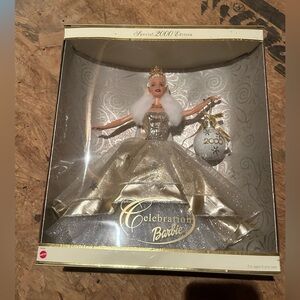 2000 celebration holiday Barbie